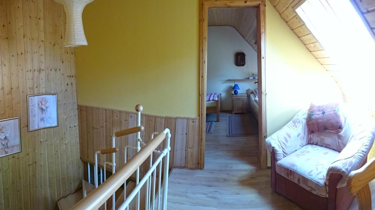 Ferienhaus Im Urigen Garten Bzw Eulenhaus Zingst Bagian luar foto